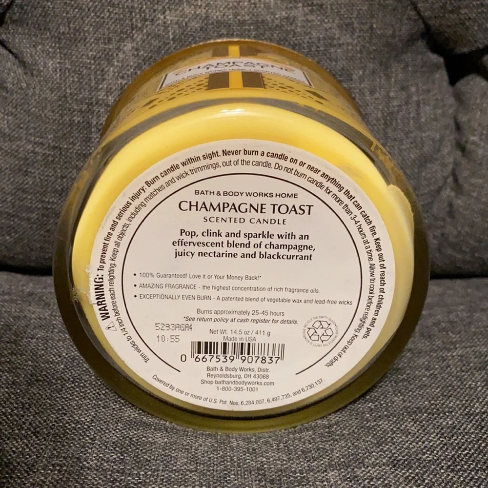 NEW! Bath & Body Works Champagne Toast 3-Wick Candle - Picture 4 of 4